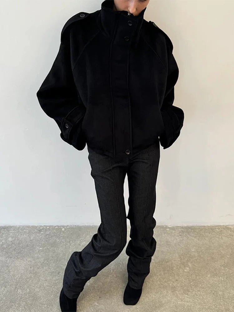 Stylish Women's Cropped Coat - Elegant Winter Coat for Women, Comfortable Design 3