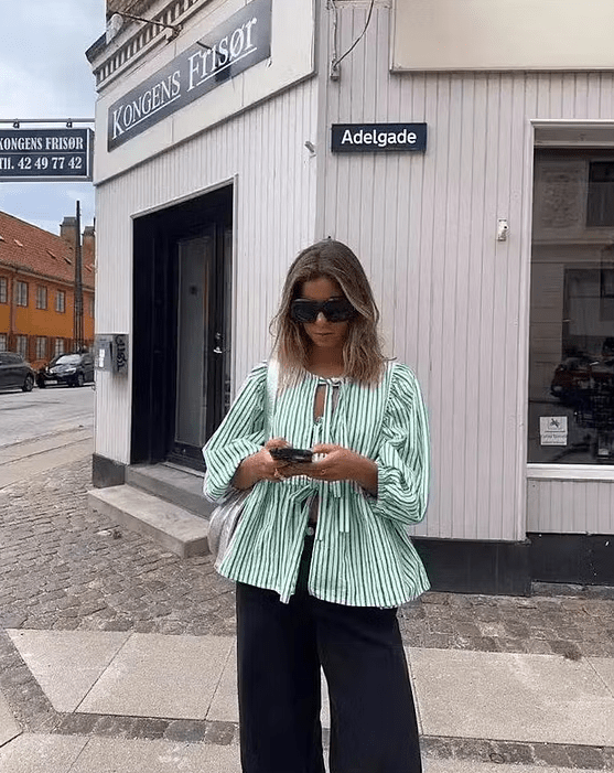 SOERA Emma Striped Puff Sleeve Blouse - Blouse - SOERA-025795-DEF-OS-28132 S