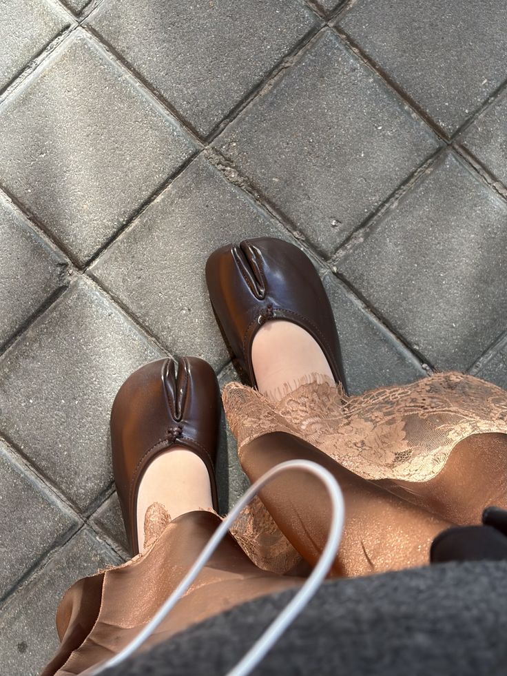 SOERA Elizabeth Split Toe Ballet Flats - Flats - 1005007476907322-;pr1770721238661364380 Brown 35