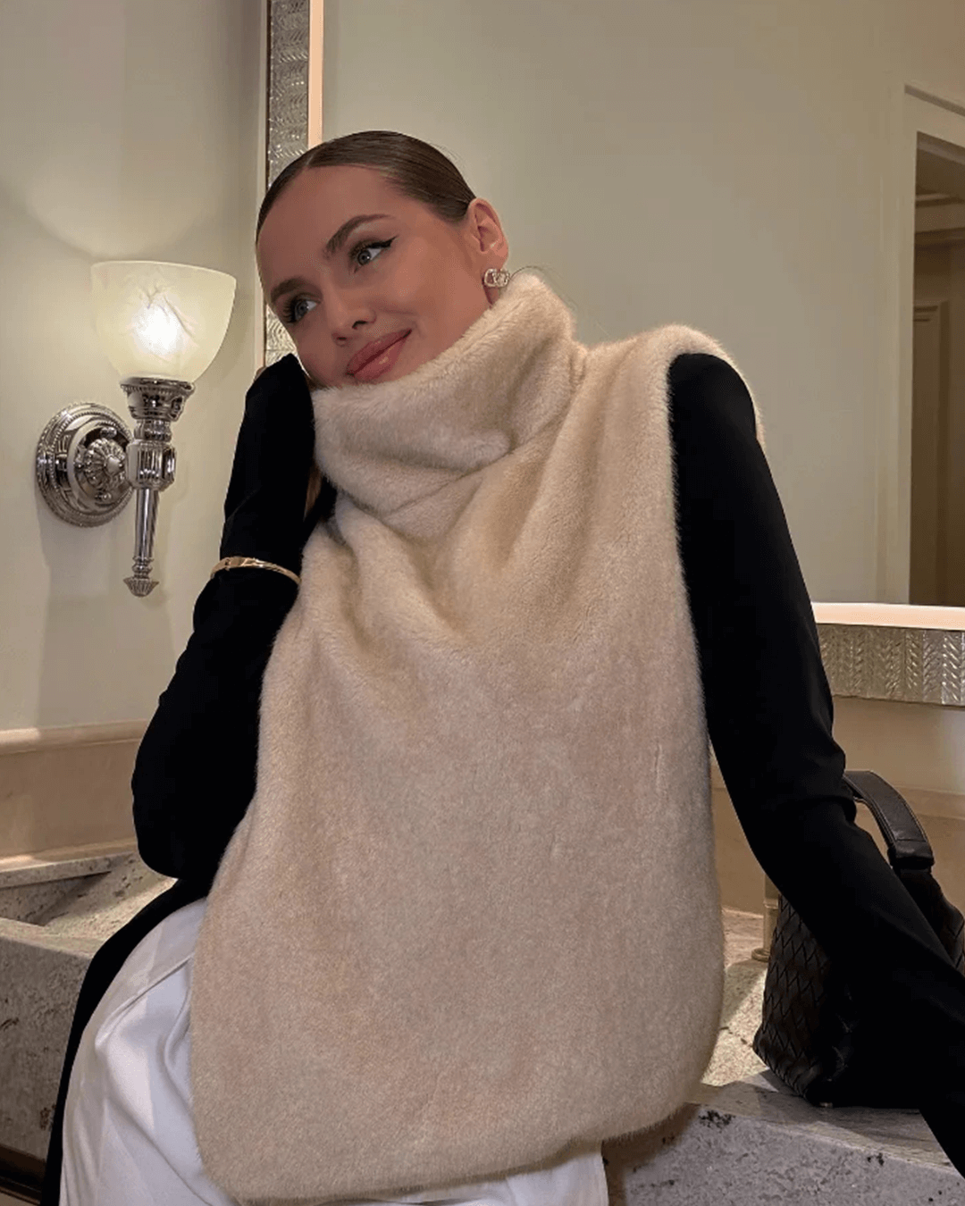 SOERA Rina Faux Fur Turtleneck Vest - Jackets - Beige