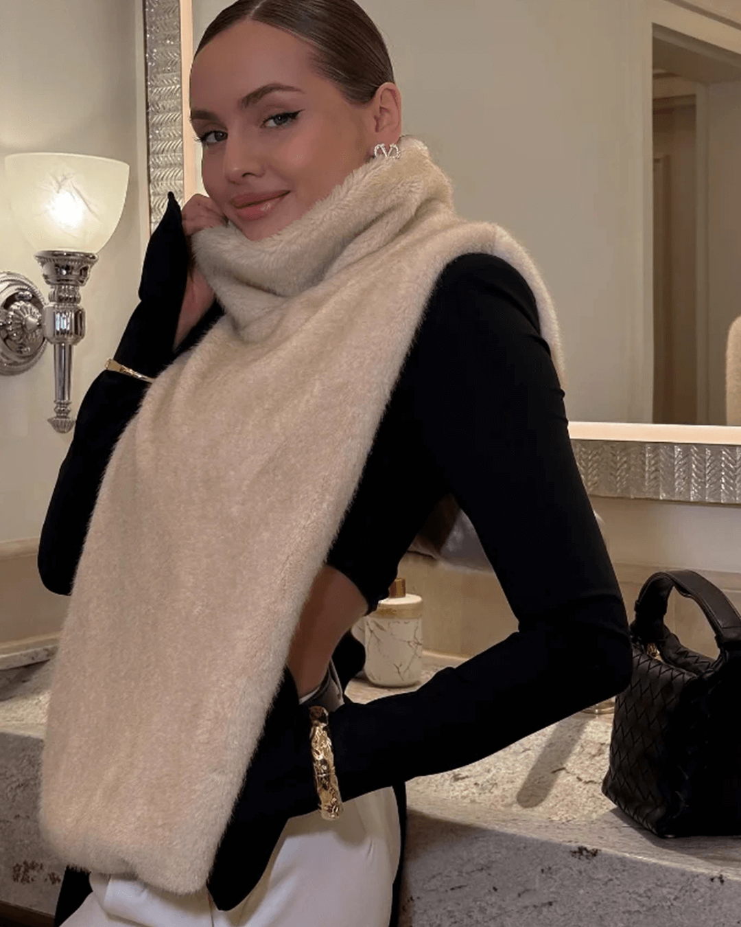 SOERA Rina Faux Fur Turtleneck Vest - Jackets - Beige