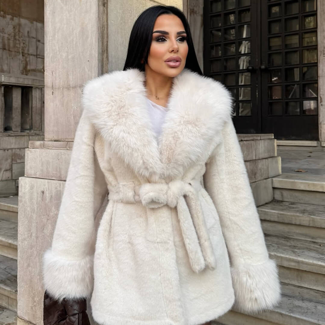 Manteau Jessa à bordure en fausse fourrure