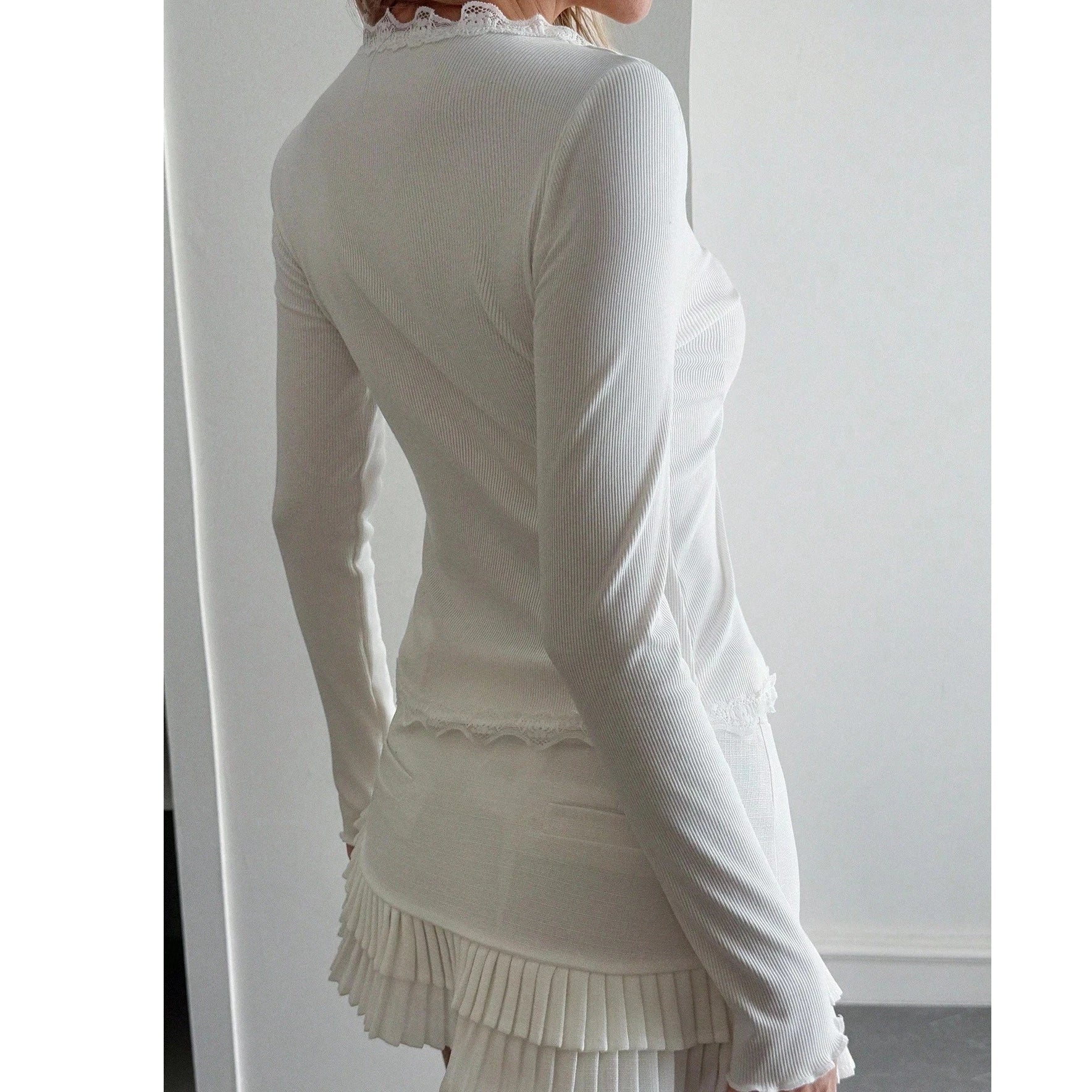 SOERA Juno Ribbed Button-Up Blouse - Tops - White S