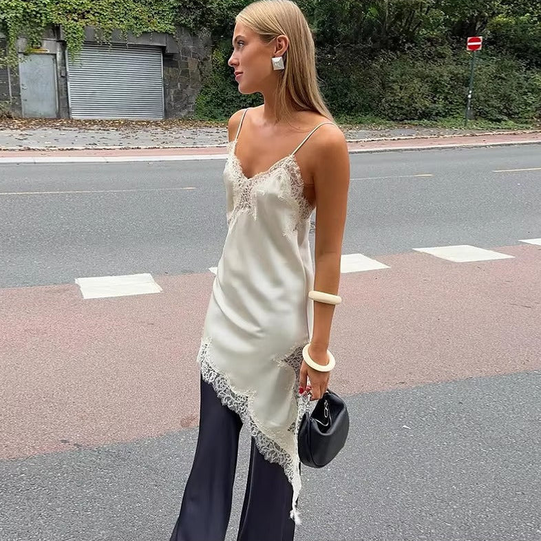 Abito mini asimmetrico in raso Kara