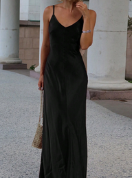 Rica Satin Rückenfreies Maxikleid