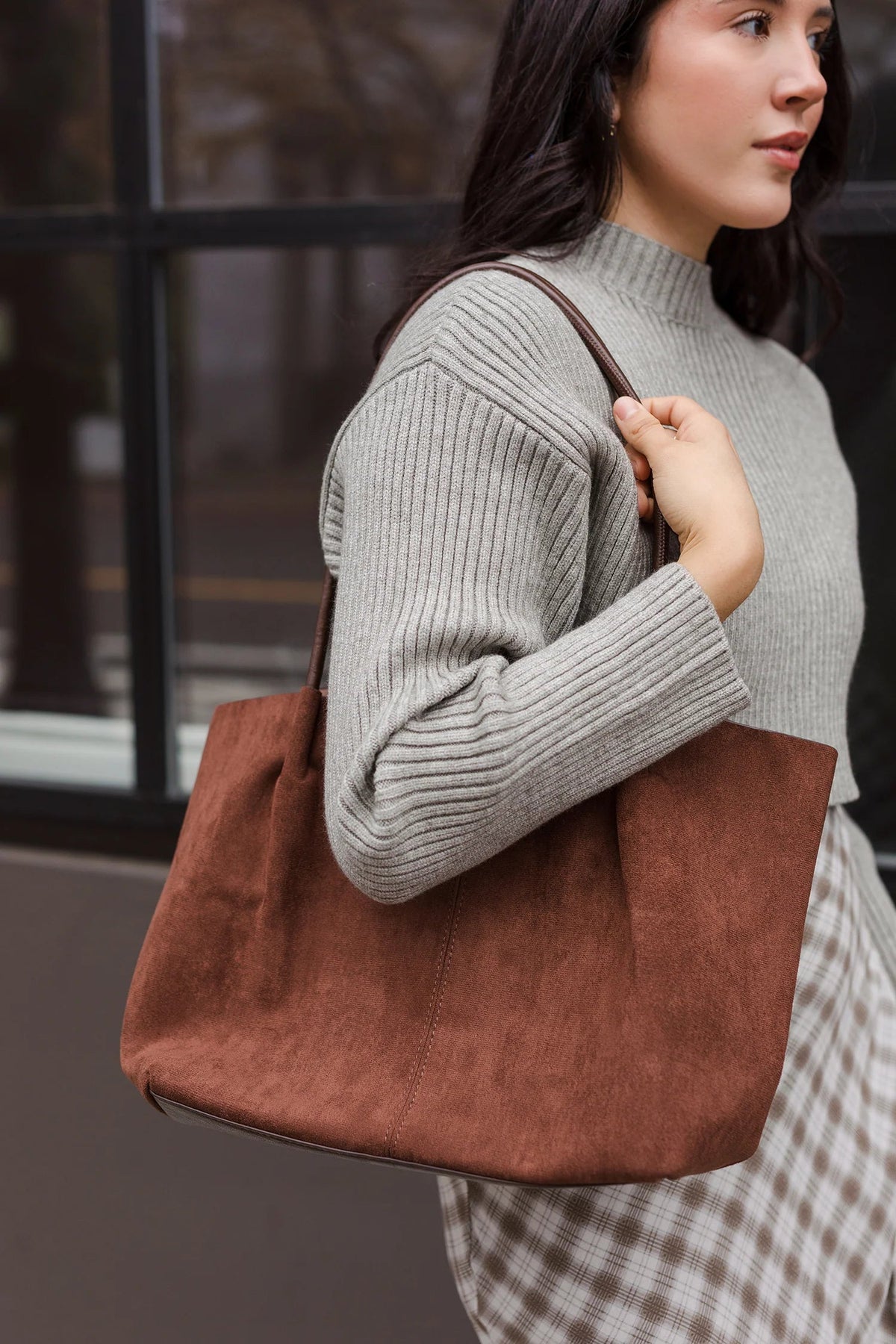 Cheska Tote Bag aus Kunstvelours mit Täschchen