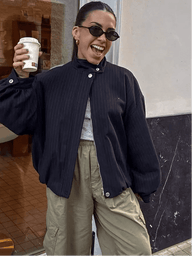 Saskia Gestreifte Jacke mit Stehkragen