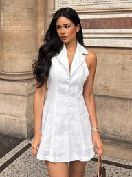 Bianca Neckholder-Minikleid mit V-Ausschnitt