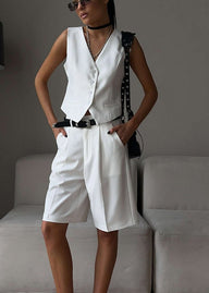 Completo gilet su misura e bermuda Bianca